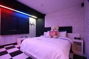 Luxury Jjak Hotel